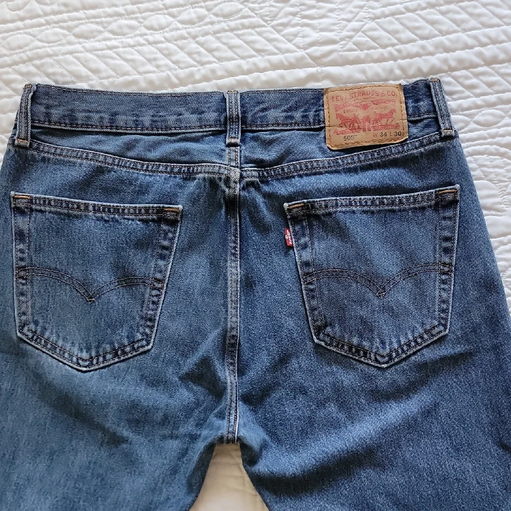 Levi's 505 Mens Classic Blue Jeans Size W34 L30 Roomier Fit In The Thighs/Ankle